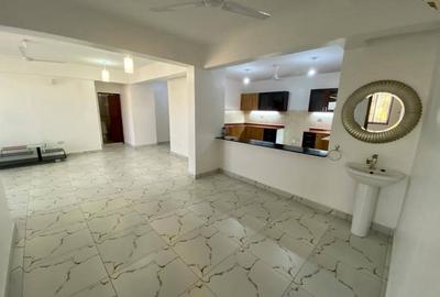 3 Bed Apartment with En Suite at Off Links Road - 3