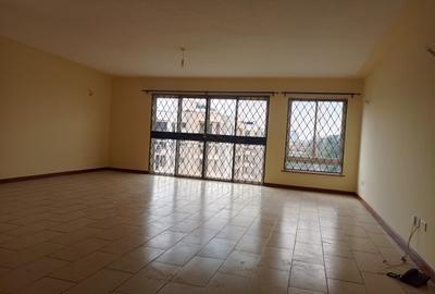 3 Bed Apartment with En Suite in Rhapta Road