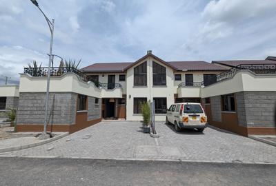4 Bed Townhouse with En Suite in Kitengela