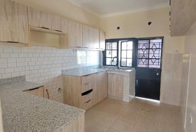 4 Bed Townhouse with En Suite at Kerarapon Road - 3