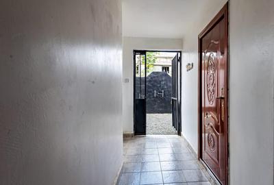 3 Bed Apartment with En Suite in Kitengela - 3
