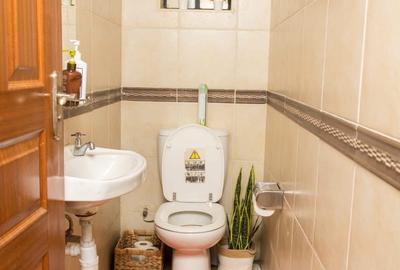 Furnished 2 Bed Apartment with En Suite in Riverside - 4
