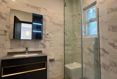 2 Bed Apartment with En Suite in Westlands Area