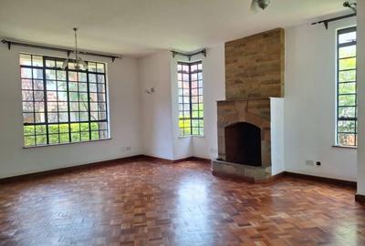 4 Bed Townhouse with En Suite in Lavington