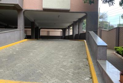5 Bed Apartment with En Suite at Arwing Kodek Road