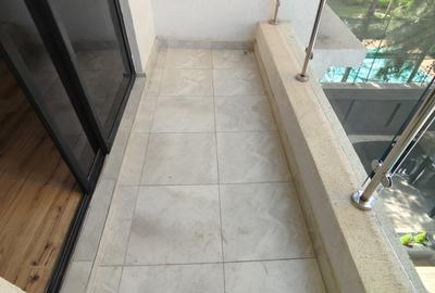Studio Apartment with Swimming Pool in Kilimani - 3