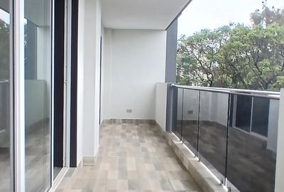 2 Bed Apartment with En Suite at Riverside Drive - 2