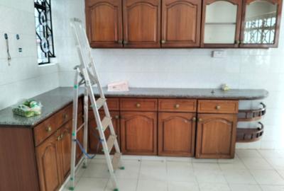 4 Bed Townhouse with En Suite in Lavington - 3