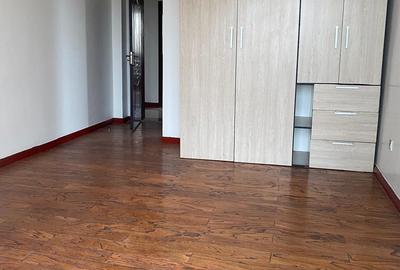 3 Bed Apartment with En Suite in Kilimani