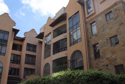 3 Bed Apartment with En Suite in Kilimani