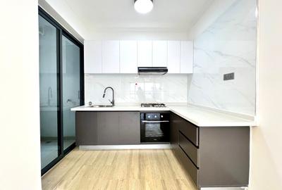2 Bed Apartment with En Suite at Sports Road