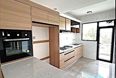 3 Bed Apartment at Riverside Drive - 3