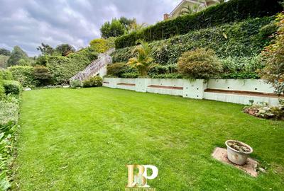 4 Bed Villa with En Suite in Runda