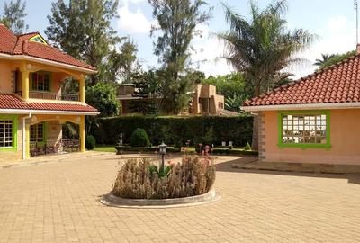 7 Bed House with En Suite at Evergreen Estate