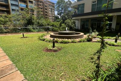 4 Bed Apartment with En Suite at Riverside - 2