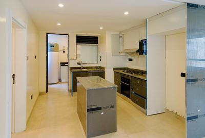 4 Bed Apartment with En Suite at 2026-430 - 3