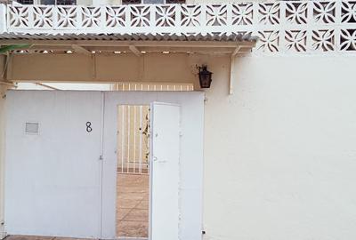 3 Bed Townhouse with En Suite in Parklands