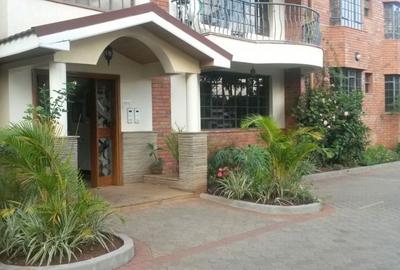 Serviced 4 Bed Apartment with En Suite in Westlands Area - 2