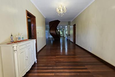 5 Bed Townhouse with En Suite in Gigiri - 3