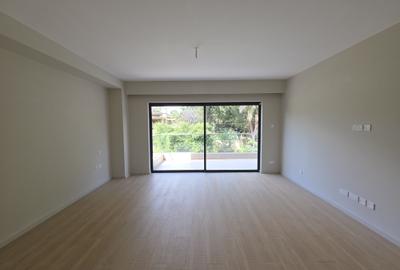 5 Bed Townhouse with En Suite in Kyuna - 3