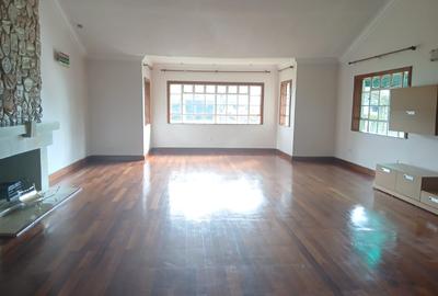 5 Bed Townhouse with Swimming Pool in Runda - 3