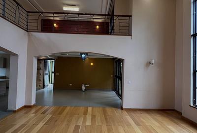 4 Bed Townhouse with En Suite in Lavington - 2