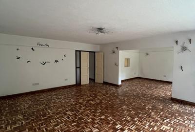 4 Bed Townhouse with En Suite in Kilimani - 3