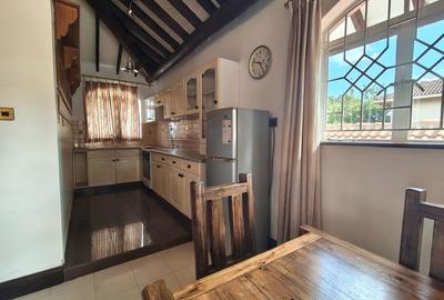 2 Bed Apartment with En Suite in Lavington