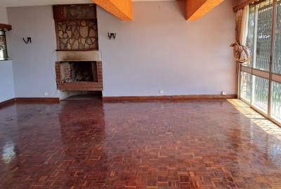5 Bed House with En Suite in Rironi