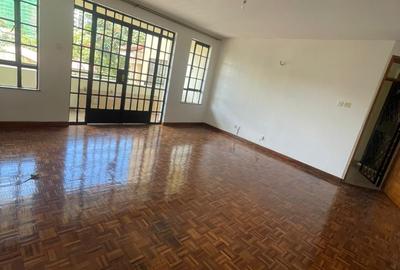 3 Bed Apartment in Kileleshwa