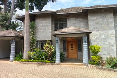 4 Bed Townhouse with En Suite at Peponi Road
