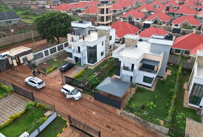 4 Bed Villa at Kenyatta Road - 3