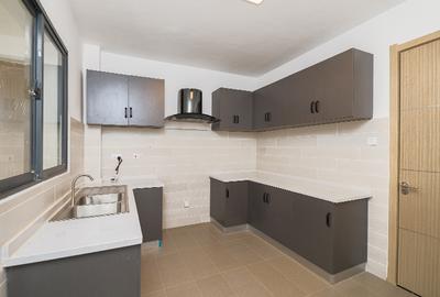 3 Bed Apartment with En Suite in Lower Kabete