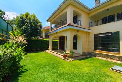 4 Bed Townhouse with En Suite at Off Convent Drive