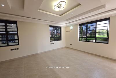4 Bed House with Garden in Membley