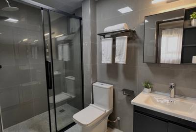 Serviced 2 Bed Apartment with En Suite at Church Road - 3