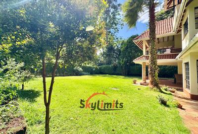 5 Bed Townhouse with En Suite in Rosslyn