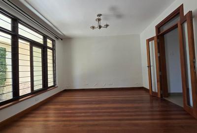 5 Bed Townhouse with En Suite at Maji Mazuri - 4