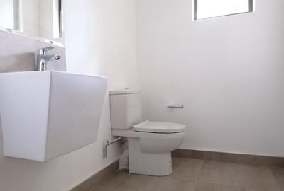 4 Bed Villa with En Suite at Two Rivers Mall - 2