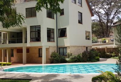 5 Bed Townhouse with En Suite at Lavington Mall