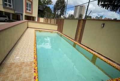 3 Bed Apartment with En Suite in Westlands Area - 2
