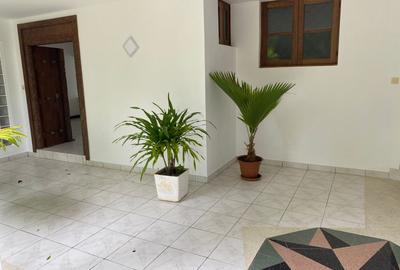 3 Bed Townhouse with En Suite in Nyali Area - 3