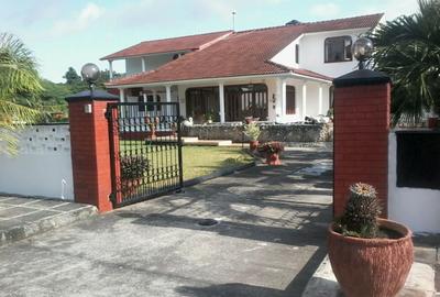 4 Bed Villa with En Suite at Greenwood Nyali