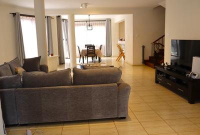 5 Bed Villa with En Suite in Westlands Area - 2