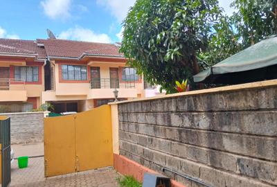 5 Bed Townhouse with En Suite in Lavington