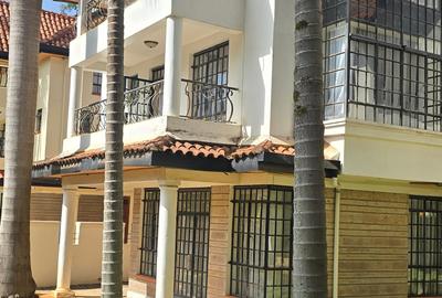 5 Bed Townhouse with En Suite at Isaac Gathanju Close - 2