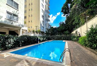 3 Bed Apartment with En Suite at Lavington