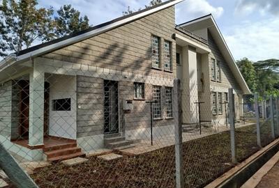 2 Bed House with En Suite at Karen