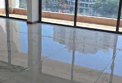 3 Bed Apartment with En Suite in Kileleshwa