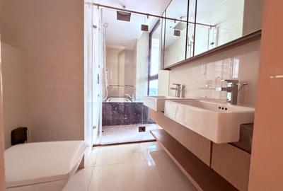 2 Bed Apartment with En Suite at Westlands Road - 4